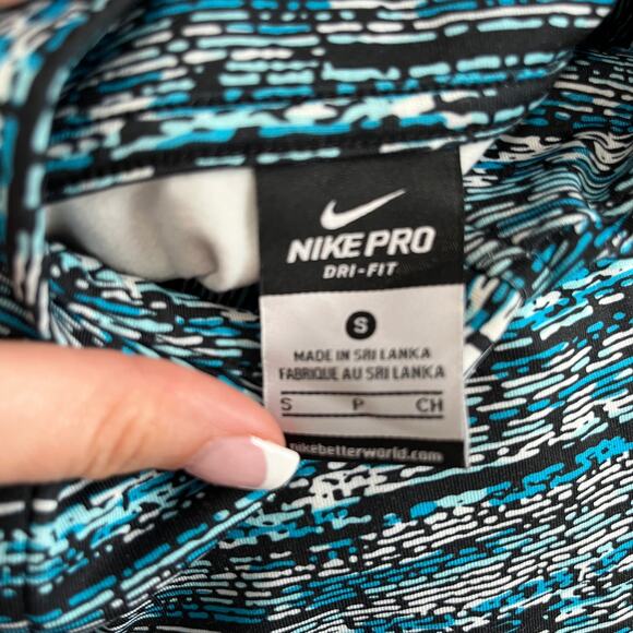Nike Blue & Black Print Half Zip Sweatshirt Size Small - Picture 2 of 5